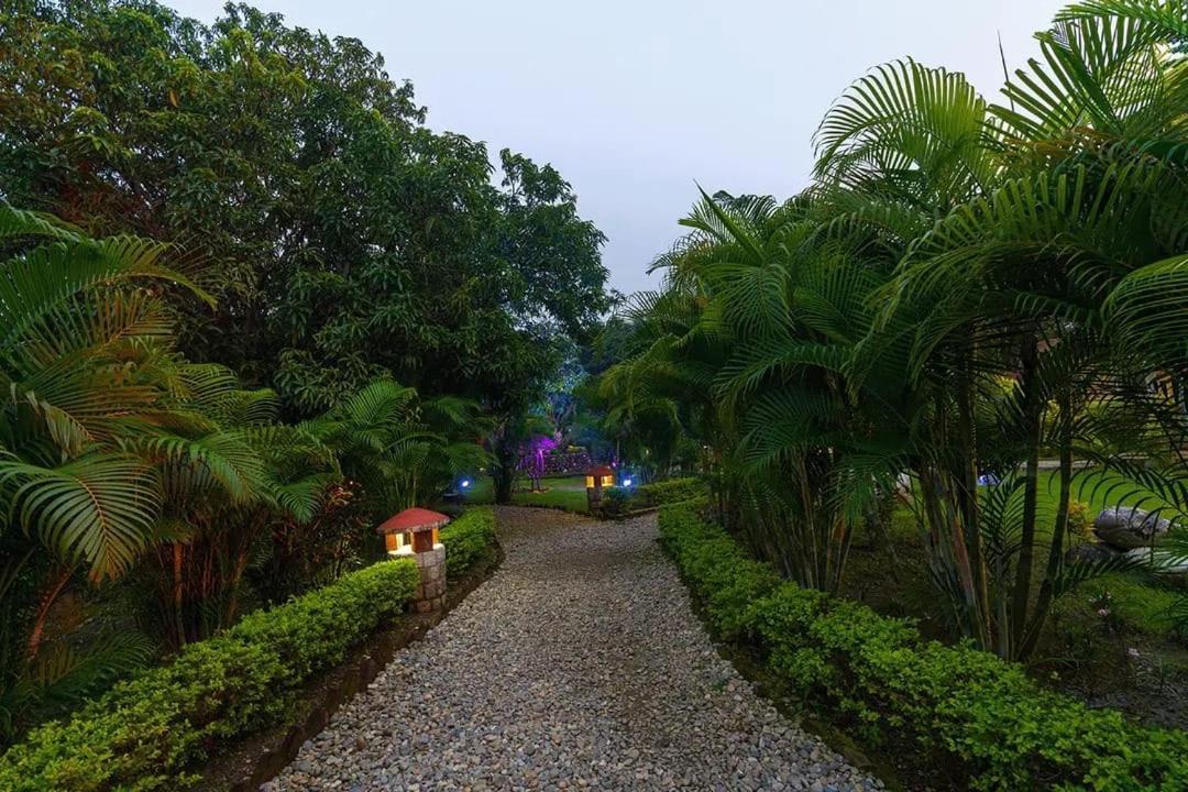 Corbett Wild Resorts & Spa Garjia Exterior photo